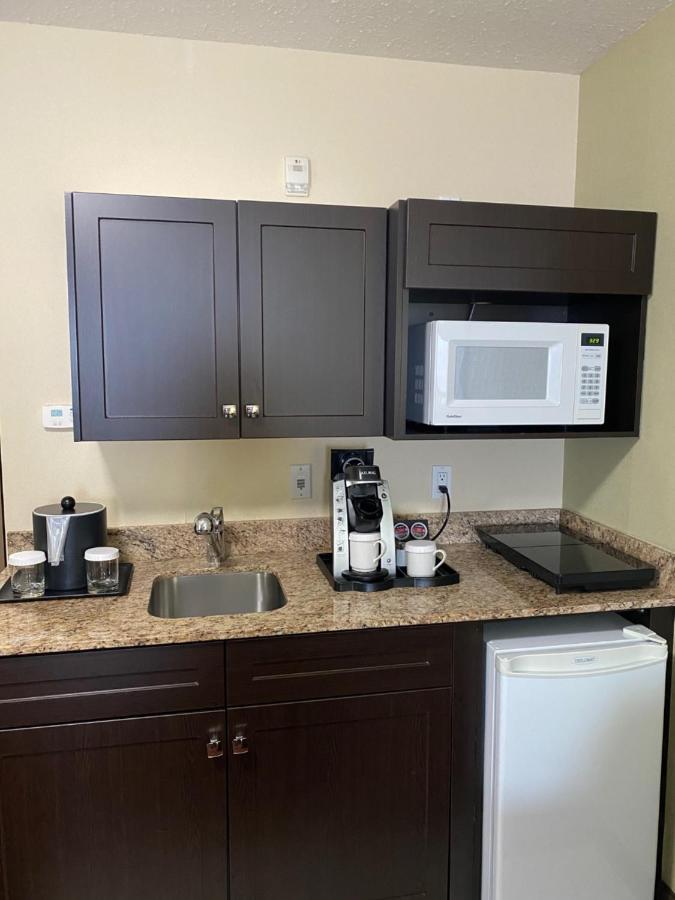 Best Western Plus Red Deer Inn & Suite Dış mekan fotoğraf