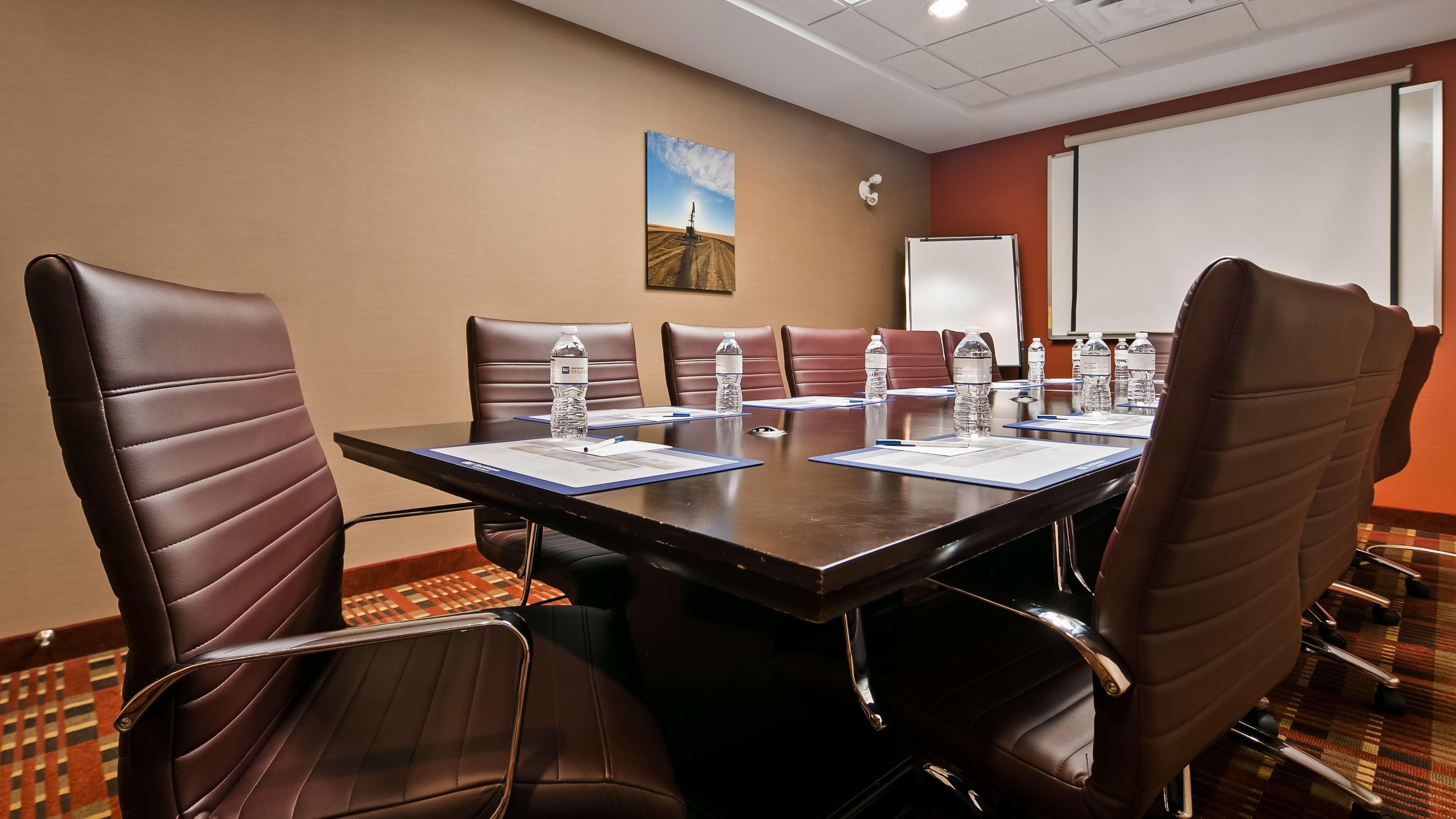 Best Western Plus Red Deer Inn & Suite Dış mekan fotoğraf
