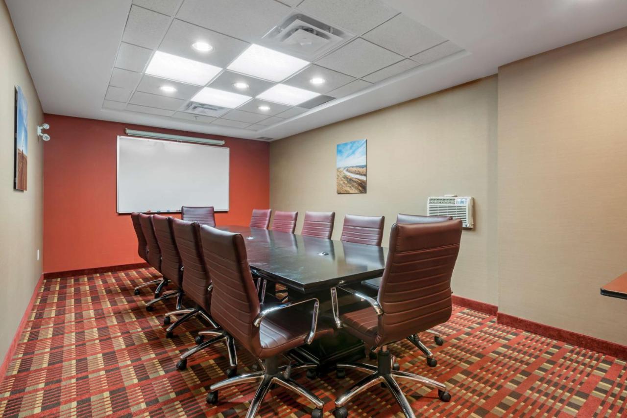Best Western Plus Red Deer Inn & Suite Dış mekan fotoğraf